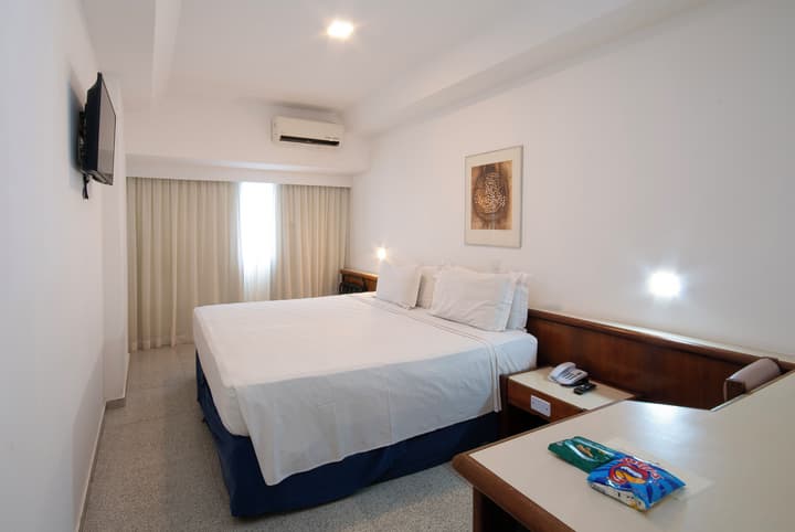 Hotel Bandeirantes