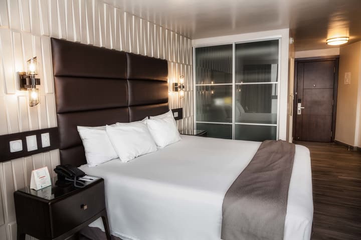 Plaza Paitilla Inn Hotel