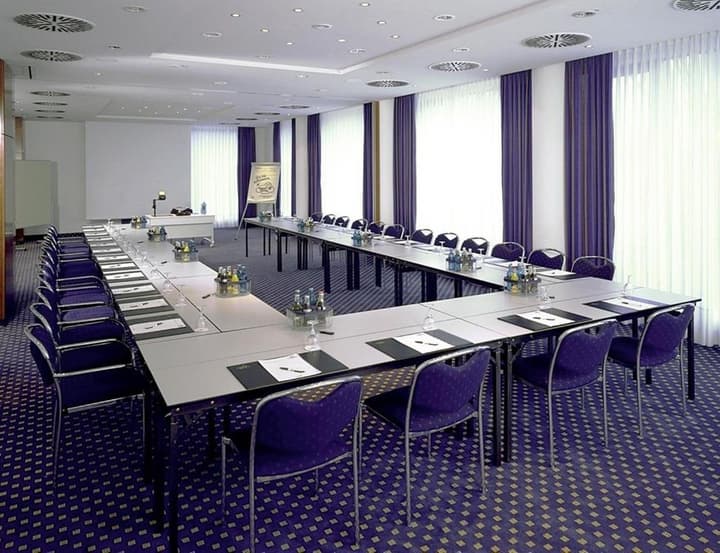 Sunday Hotel Kassel