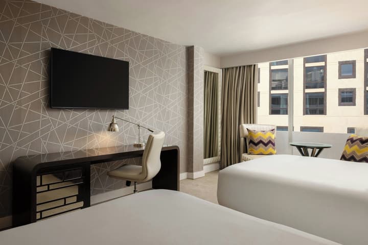 Renaissance Panama City Hotel