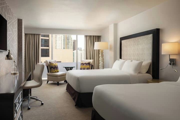 Renaissance Panama City Hotel
