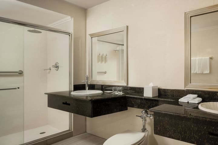 Renaissance Panama City Hotel