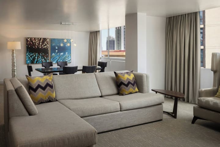 Renaissance Panama City Hotel