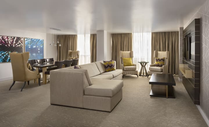 Renaissance Panama City Hotel