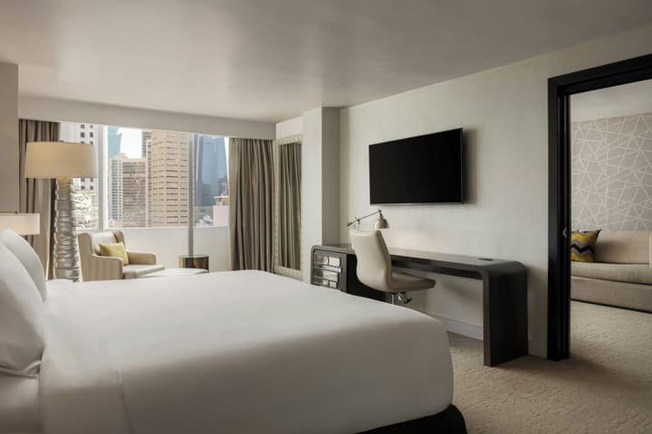 Renaissance Panama City Hotel