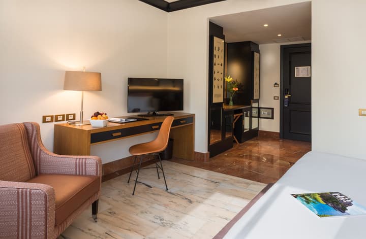 H10 Tribeca