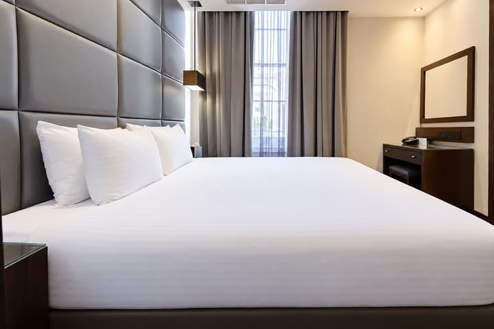 Sunday London Paddington Hotel