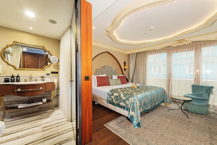 Romance Istanbul Hotel