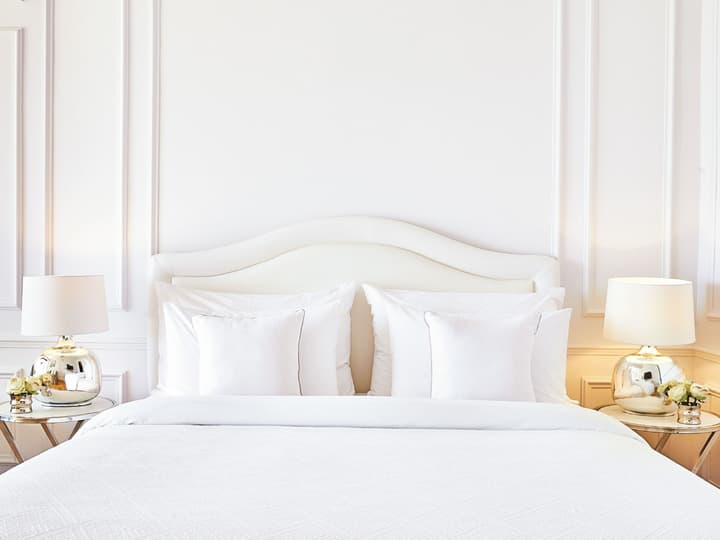 Corfu Imperial, A Resort to Live