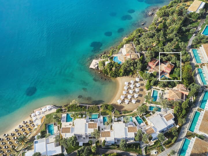 Corfu Imperial, A Resort to Live