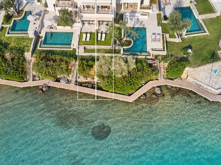 Corfu Imperial, A Resort to Live