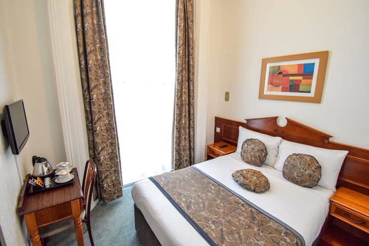 Pembridge Palace Hotel