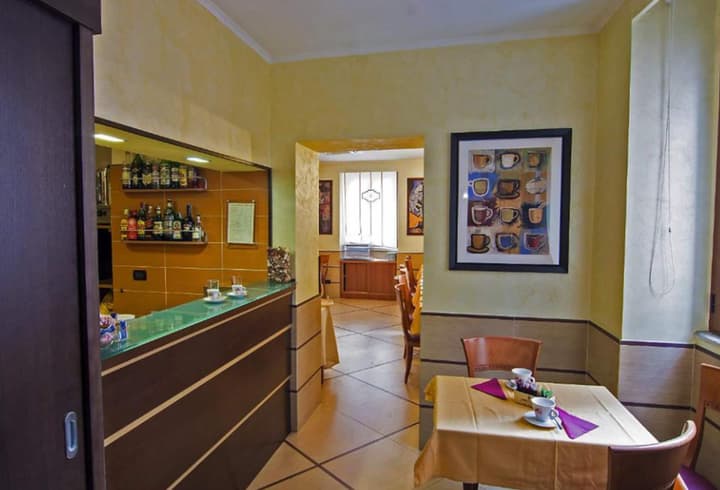 Hotel Lirico