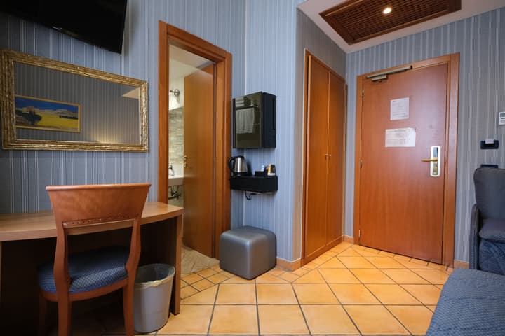 Hotel Lirico