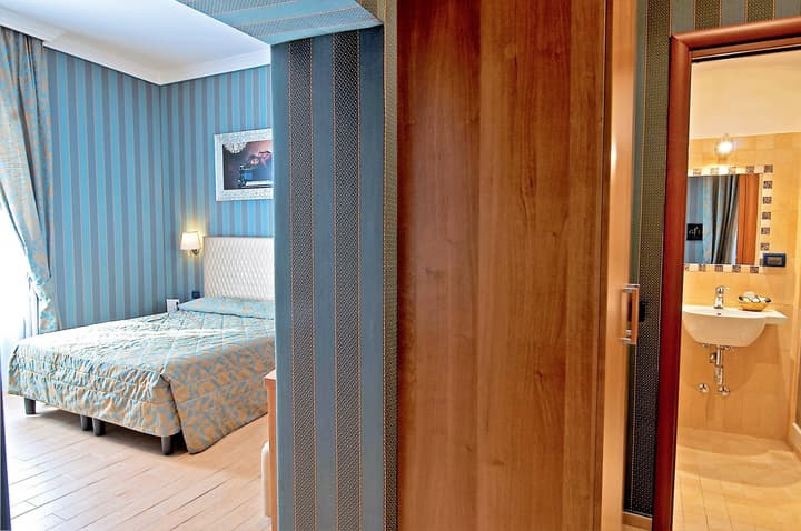 Hotel Lirico