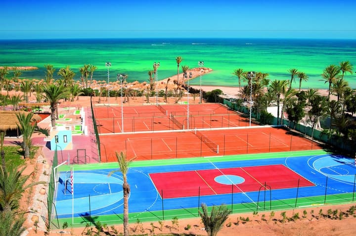 Club Palm Azur