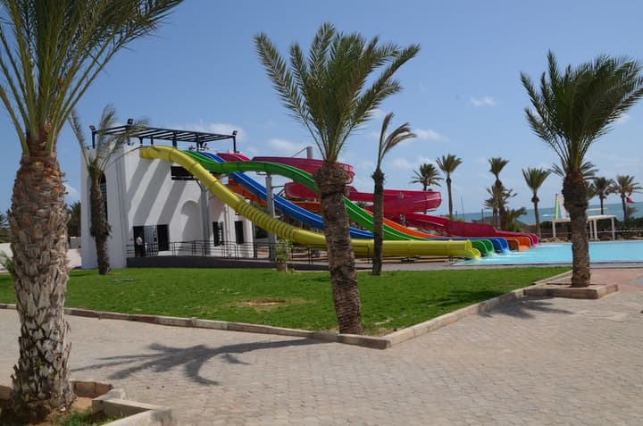 Club Palm Azur