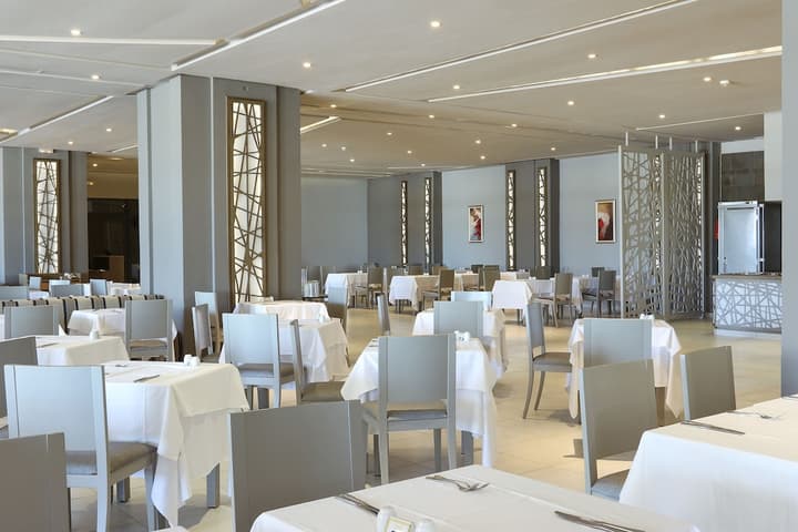 Club Palm Azur