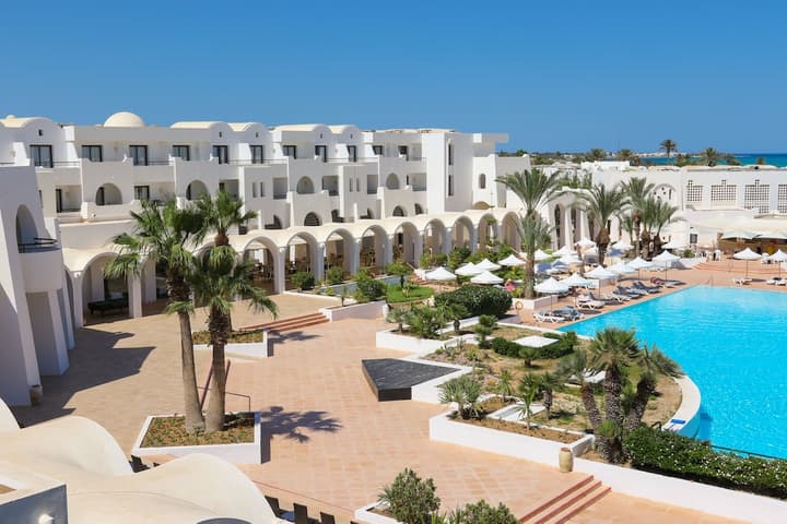 Club Palm Azur