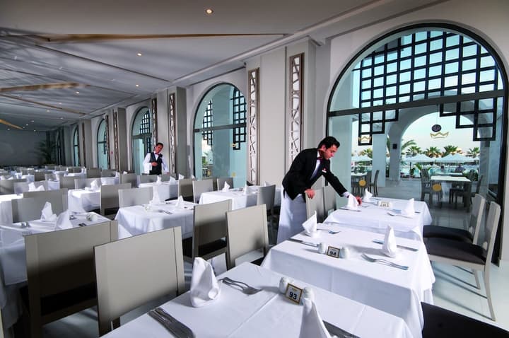 Club Palm Azur