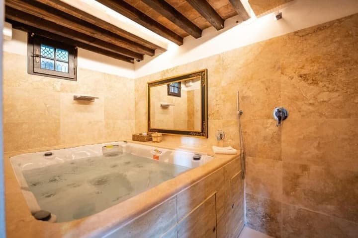 Hotel Borgo San Luigi