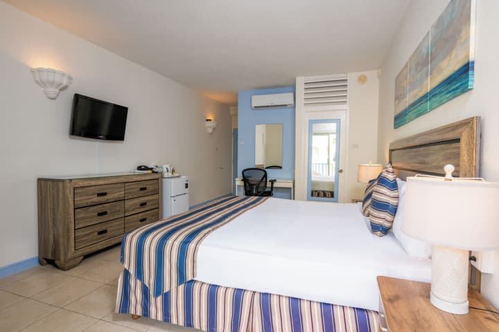 Time Out Hotel