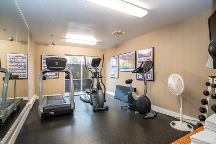 Sandman Hotel & Suites Vancouver Airport