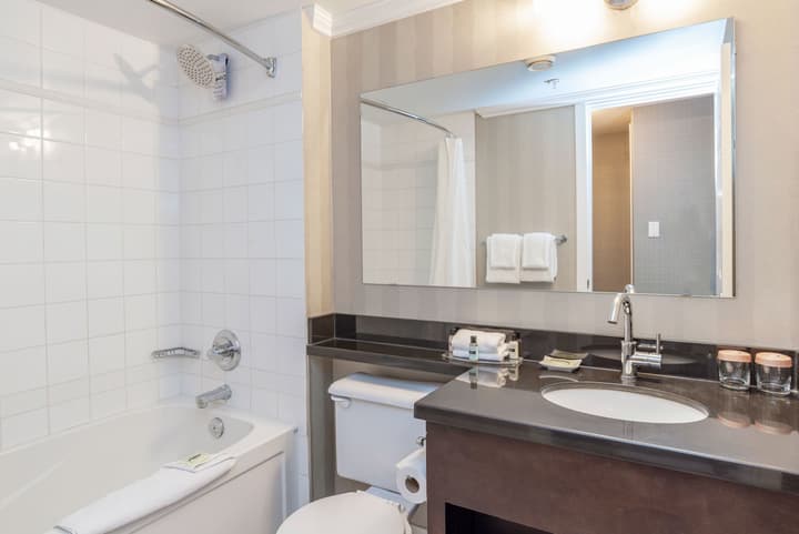 Sandman Hotel & Suites Vancouver Airport