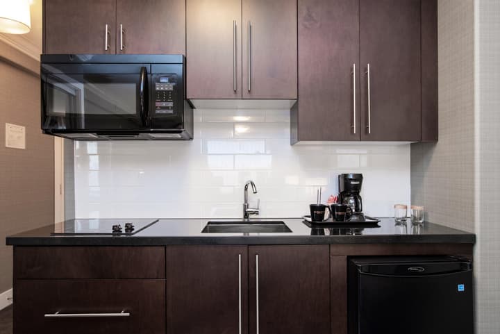 Sandman Hotel & Suites Vancouver Airport
