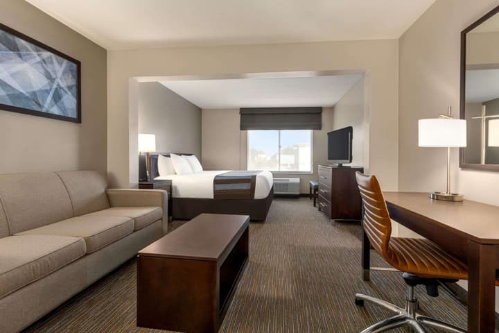 Wingate by Wyndham - Wilmington