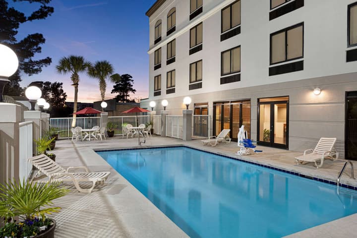Wingate by Wyndham - Wilmington