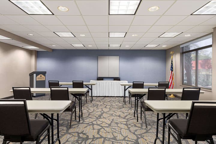 Wingate by Wyndham - Wilmington