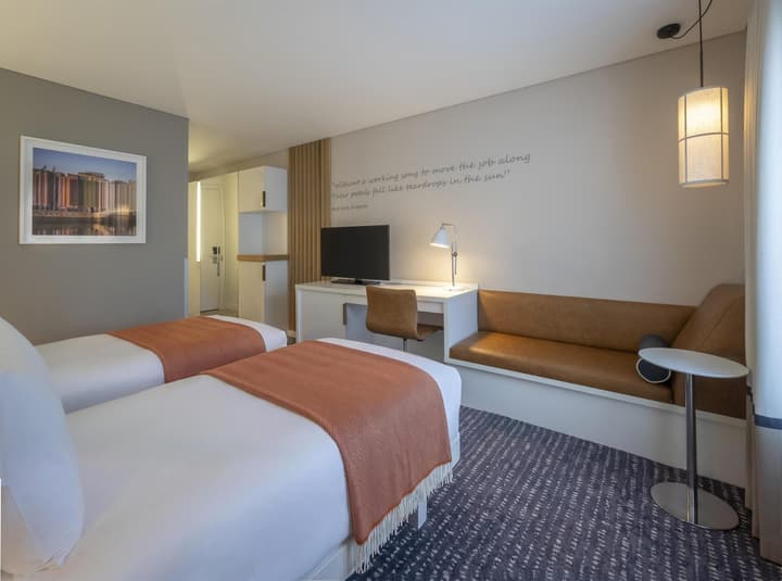 The Morrison Dublin, Curio Collection by Hilton