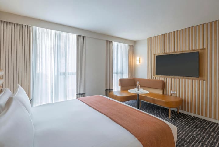 The Morrison Dublin, Curio Collection by Hilton