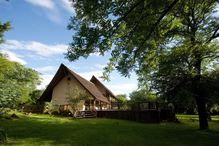 Cresta Mowana Safari Resort & Spa