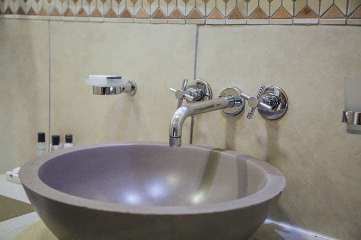 Cresta Mowana Safari Resort & Spa