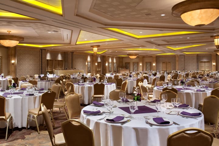 Suncoast Hotel and Casino