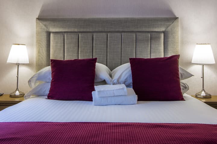 The Knight Residence Apartments by Mansley