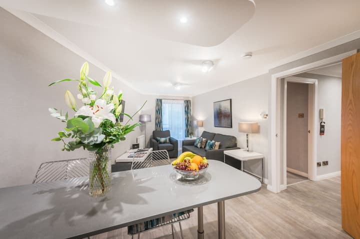 The Knight Residence Apartments by Mansley