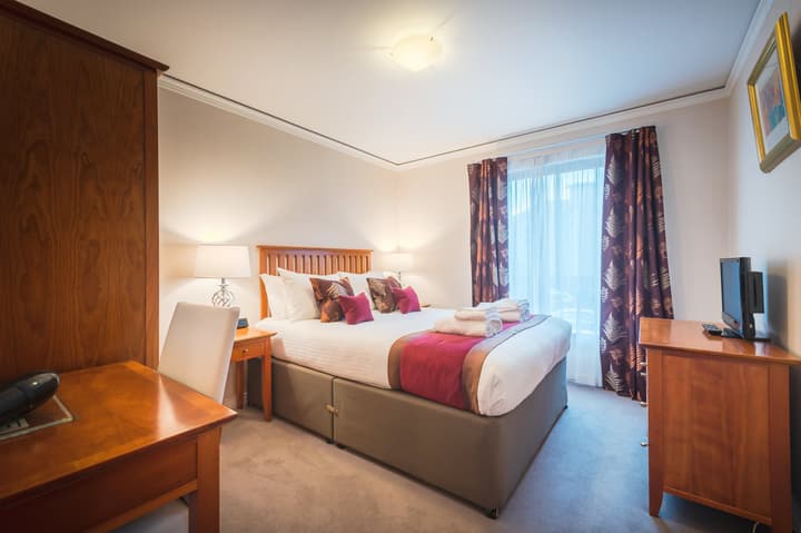 The Knight Residence Apartments by Mansley