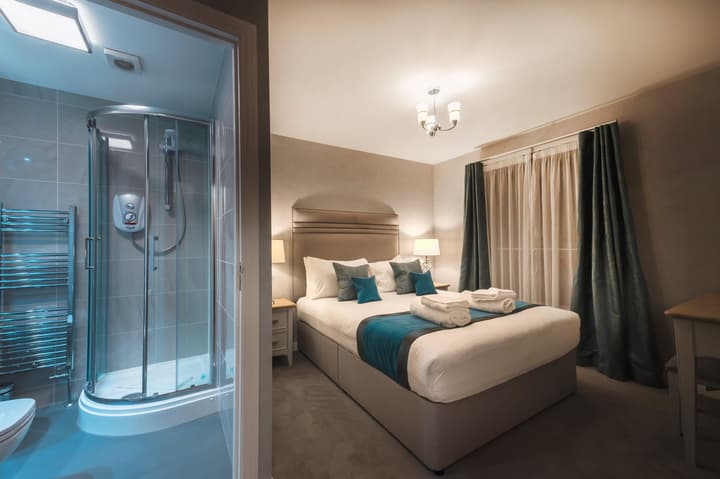 The Knight Residence Apartments by Mansley