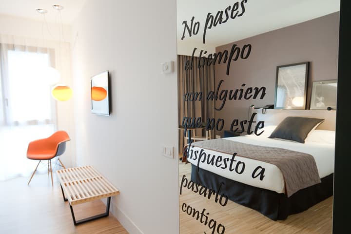 Alexandra Barcelona Hotel, Curio Collection by Hilton