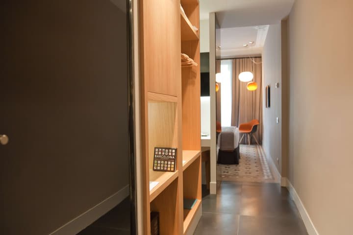 Alexandra Barcelona Hotel, Curio Collection by Hilton