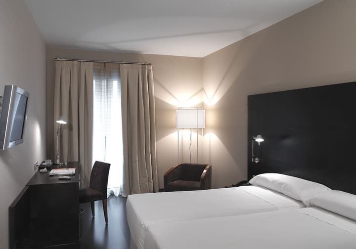 Alexandra Barcelona Hotel, Curio Collection by Hilton