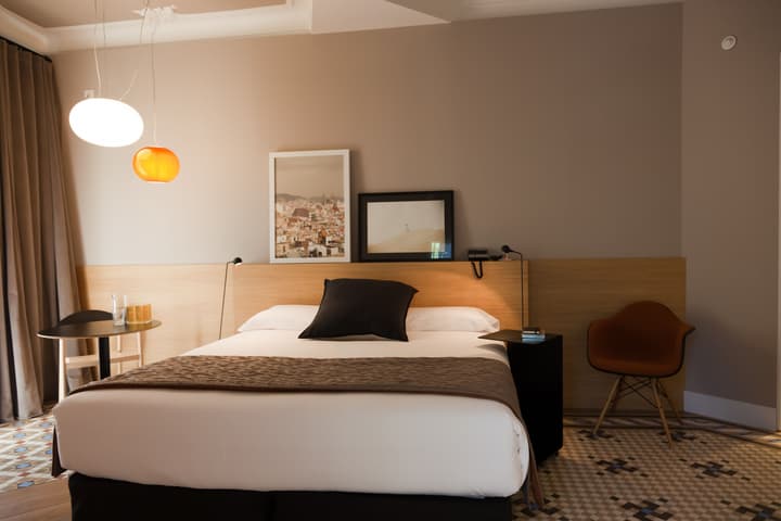 Alexandra Barcelona Hotel, Curio Collection by Hilton