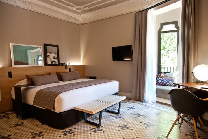 Alexandra Barcelona Hotel, Curio Collection by Hilton
