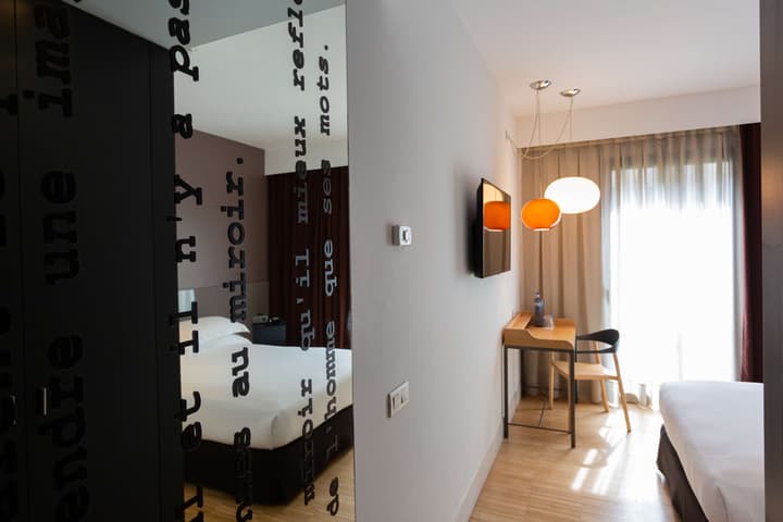 Alexandra Barcelona Hotel, Curio Collection by Hilton