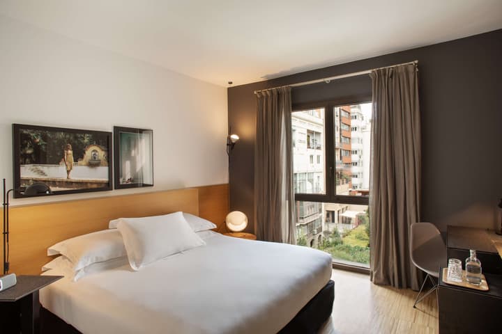 Alexandra Barcelona Hotel, Curio Collection by Hilton