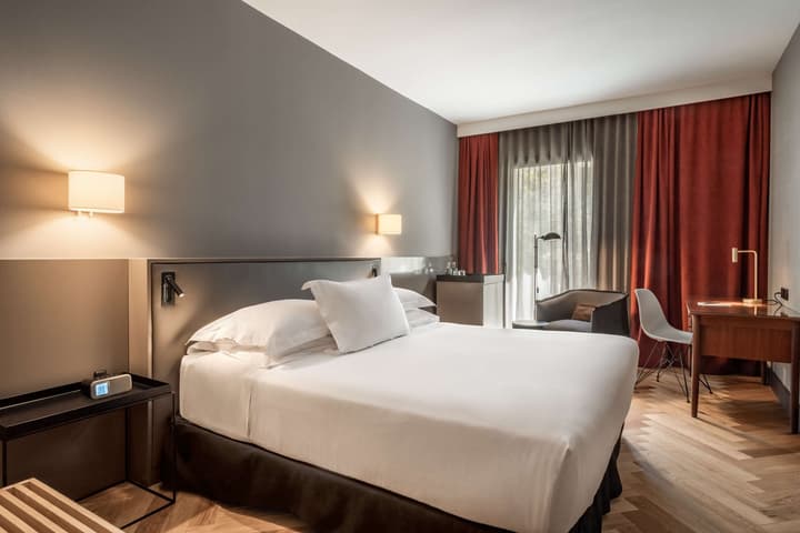 Alexandra Barcelona Hotel, Curio Collection by Hilton