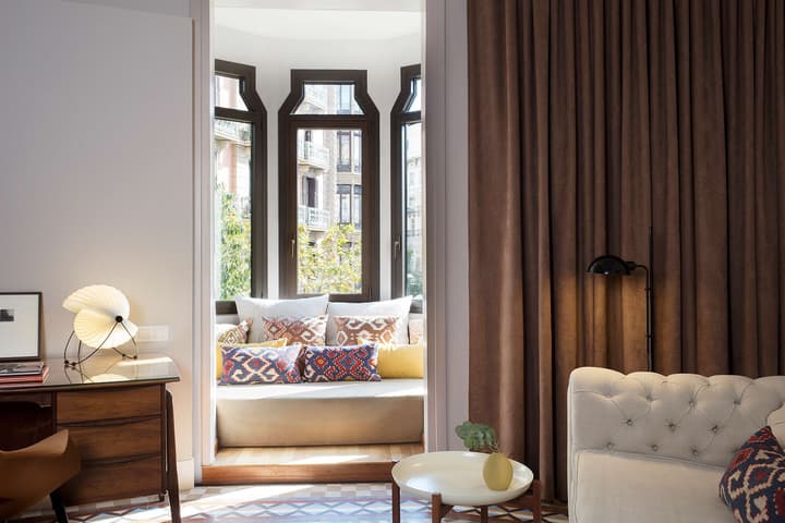 Alexandra Barcelona Hotel, Curio Collection by Hilton